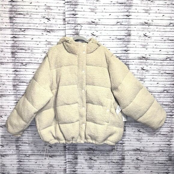Good American Faux Shearling Cocoon Hooded Puffer Coat - Picture 1 of 12